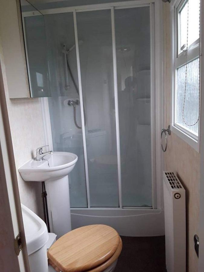 Rhosfeillion Static Caravan Apartamento Llangefni Exterior foto
