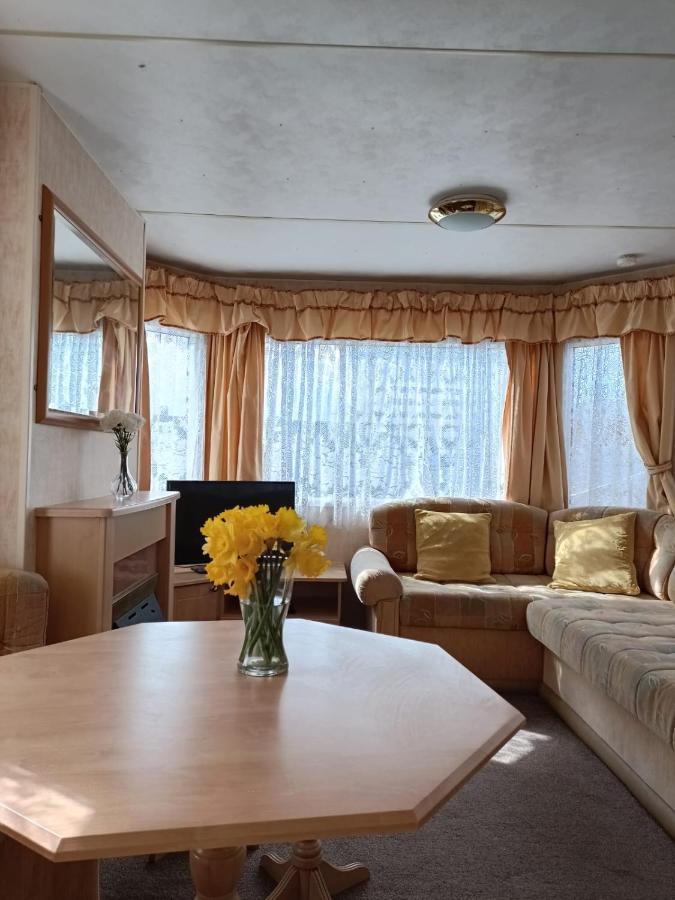 Rhosfeillion Static Caravan Apartamento Llangefni Exterior foto